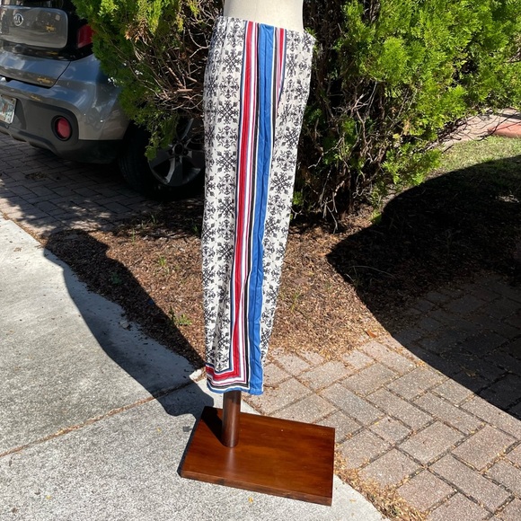 Zara Scarf Print Flowing Wide Leg High Waist Palazzo Pants - Picture 4 of 9